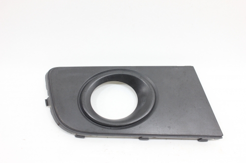 Moldura Farol Auxiliar Ld Amarok 10/16 Usado (666)