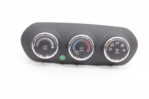 Comando Ar Condicionado Jeep Renegade 15/22 Usado (883)