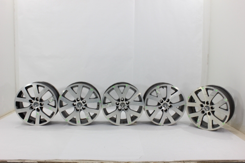 Roda Liga Aro 17 5 Furos Jg Pajero Tr4 Flex 10/15 Usado (427)