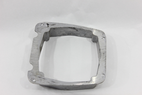 Suporte Alto Falante Porta Tras Le L200 Sport 04/11 Usado (210)