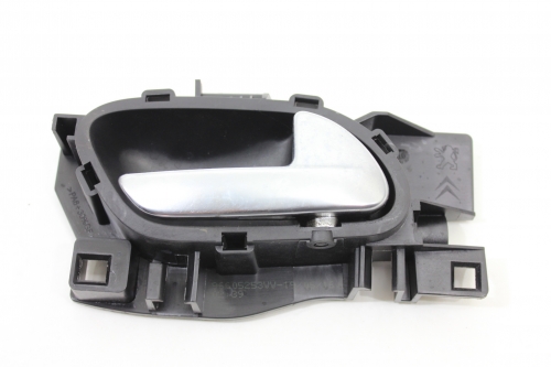 Maçaneta Int Porta Tras Ld Peugeot 2008 Griffe 15/20 Usado (431)