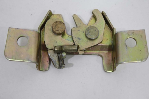 Fechadura Capô Mb 712c/9147c/1215c/1418/1718k/1720/1723/1723s/2423k/2323b Ld