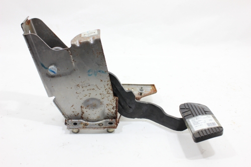 Pedal Freio com Suporte Captiva 08/15 Usado (669)