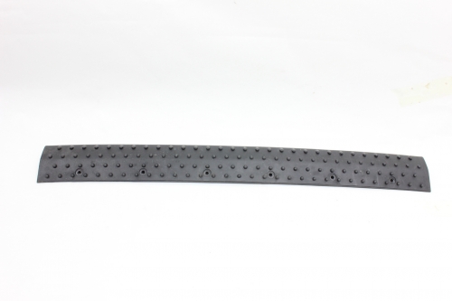 Pisante Central Para-choque  Diant Vw Constellation 08/21 Usado (543)