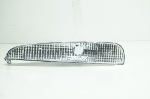 Lanterna Dianteira Mb Axor  Le