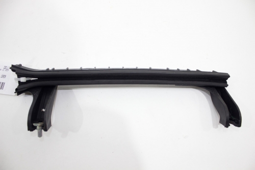 Guia Vidro Porta Tras Ld Jeep Renegade 15/18 Usado (861)