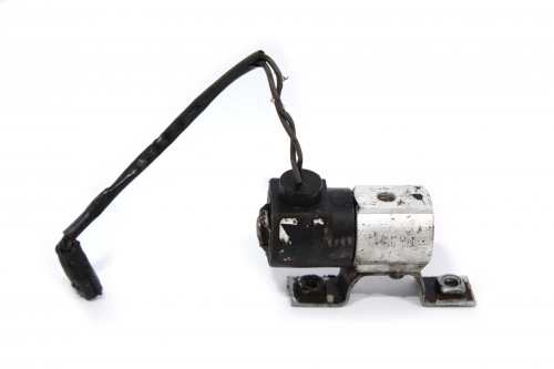 Válvula Solenoide 12v Vw 8-150 00/12 Usado (275)