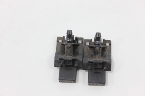 Esguicho Brucutu Parabrisa (Par) Hilux Sw4 16/20 Usado (671)