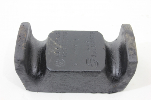 Calço Guia Grampo Feixe Mola Diant Vw 15-180 08/12 Usado (473)