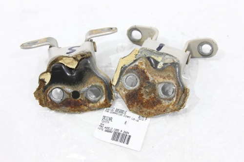 Dobradiça Porta Diant Ld Par Toyota Sw4 1995-2004 Usado (016)
