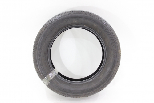 Pneu 215/65/R17 Pneus 70/22 Usado (154)