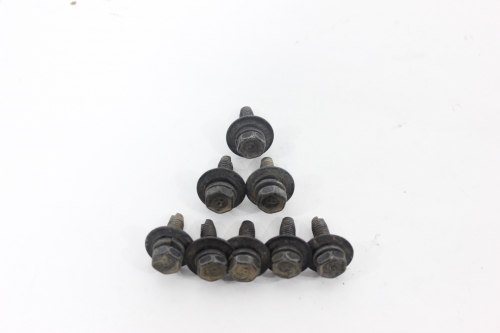 Parafuso Farol Milha Auxiliar Jg Tucson 05/15 Usado (418)