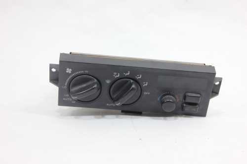 Comando Ar Condicionado 5.2 V8 Gasolina Cherokee Limited 93/98 Usado (507)