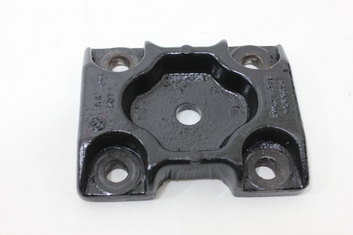 Suporte Grampo Feixe Mola Traseiro Amarok 11/16 Usado (009)