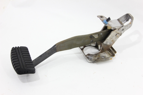 Pedal Freio com Suporte Triton Hpe 08/15 Usado (587)