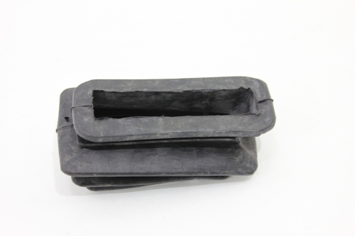 Guarda Pó Garfo Embreagem D10/D20/D40/Silverado/Gmc6-150 com Motor Diesel
