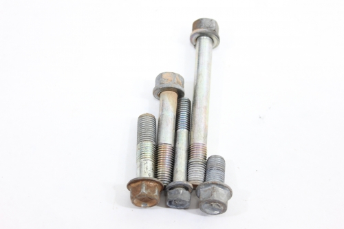 Parafuso Bomba Direção Jg 2.0 Flex Pajero Tr4 Flex 10/15 Usado (671)