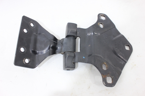 Dobradiça Grade Dianteira Ld Vw 15-180 08/12 Usado (385)