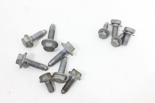 Parafuso Suporte Estepe Jg Toro 16/20 Usado (186)