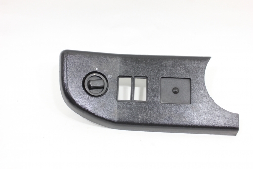 Moldura Painel Le com Botão Farol F-14000 93/98 Usado (184)