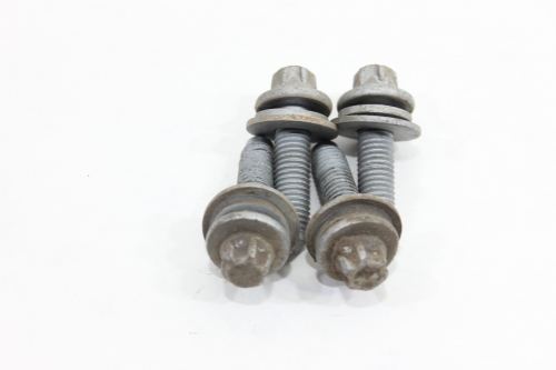 Parafuso Suporte Tirante Tras Ld/Le Jg Jeep Renegade 15/22 Usado (068)