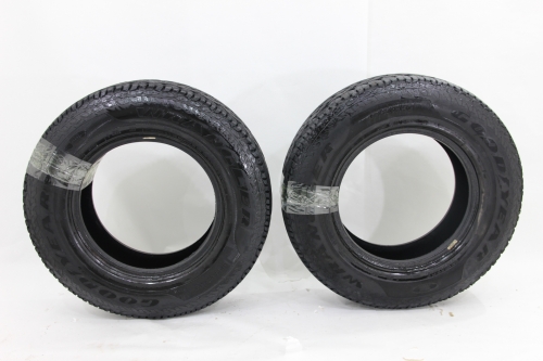 Pneu 215/80/R16 (Par) Pneus 72/21 Usado (086)