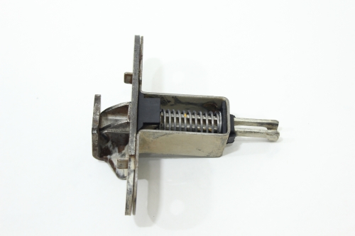 Fechadura Tampa Traseira Ld Ranger 05/12 Usado (537)