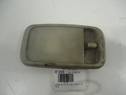 Lanterna Teto Hilux 05/15 Usado C/ Detalhes