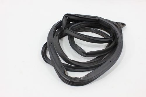 Borracha Fixa Porta Tras Ld Hilux Sw4 16/20 Usado (544)
