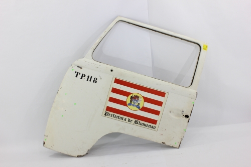 Porta Dianteira Le Kombi 83/97 Usado (910)