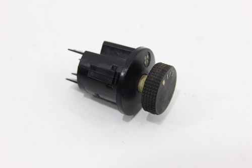 Botão Farol D-20 85/96 Usado (378)