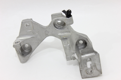 Suporte Alternador Kicks 16/18 Usado (795)
