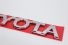 Emblema 'Toyota' Tampa Traseira Hilux 05/15 Original